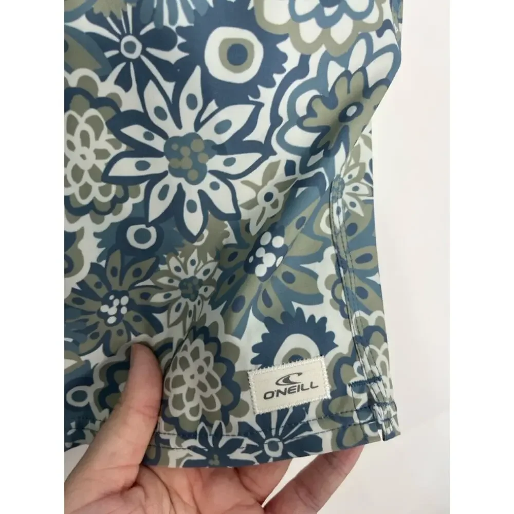 O'Neill Boys Board Shorts Size Large